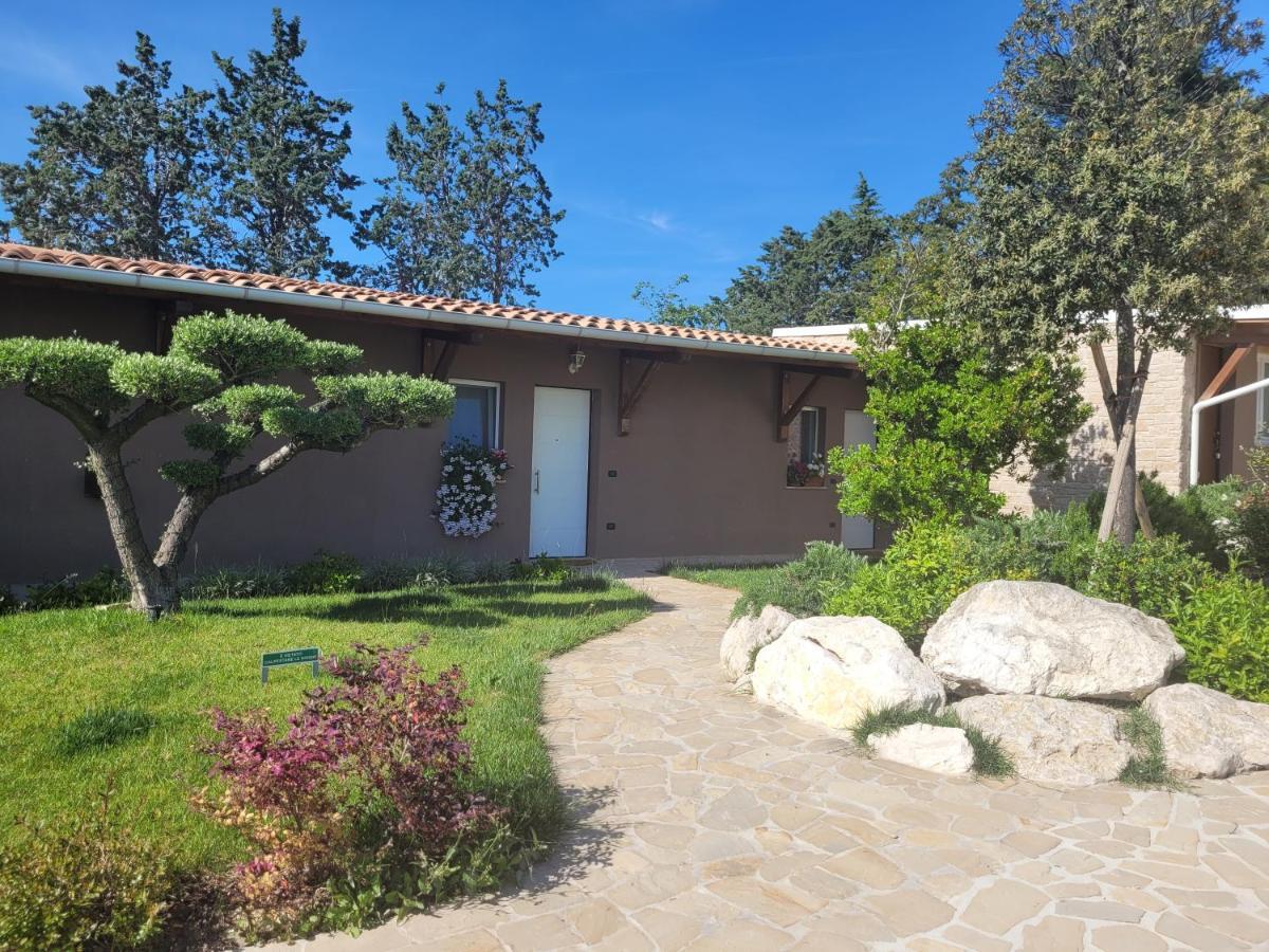 La Collina Dei Cavalieri Villa Belvedere Ostrense Eksteriør billede